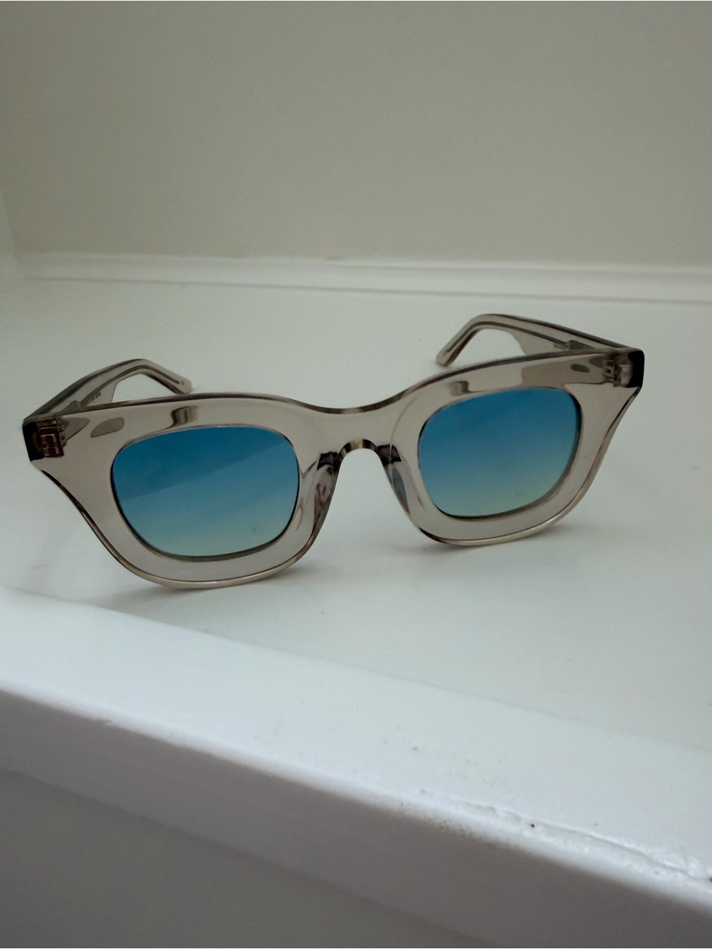 Moxlox sunglasses - Baddie